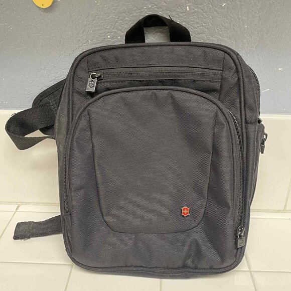 Victorinox backpack - Picture 1 of 7